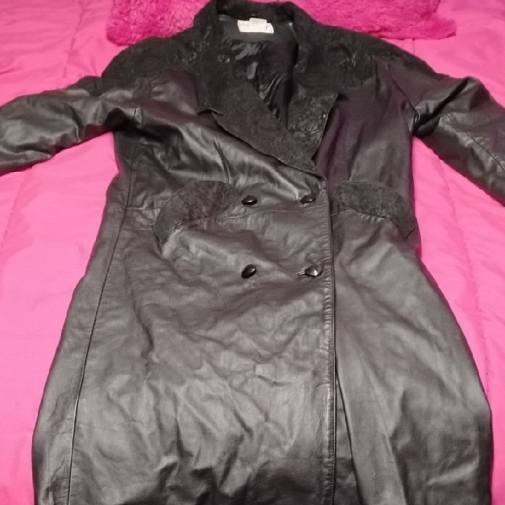 Stylish Black Leather Jacket for Women